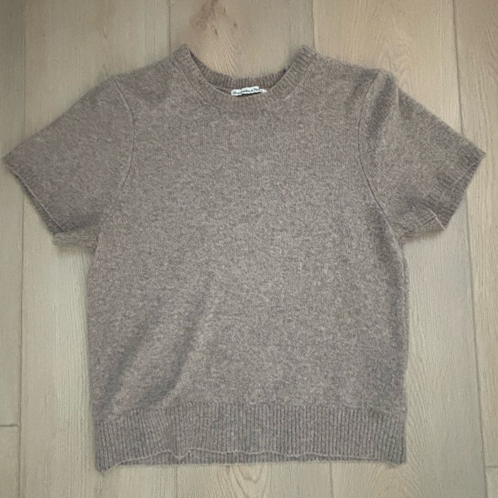 Abercrombie & Fitch Short Sleeve Knit Top